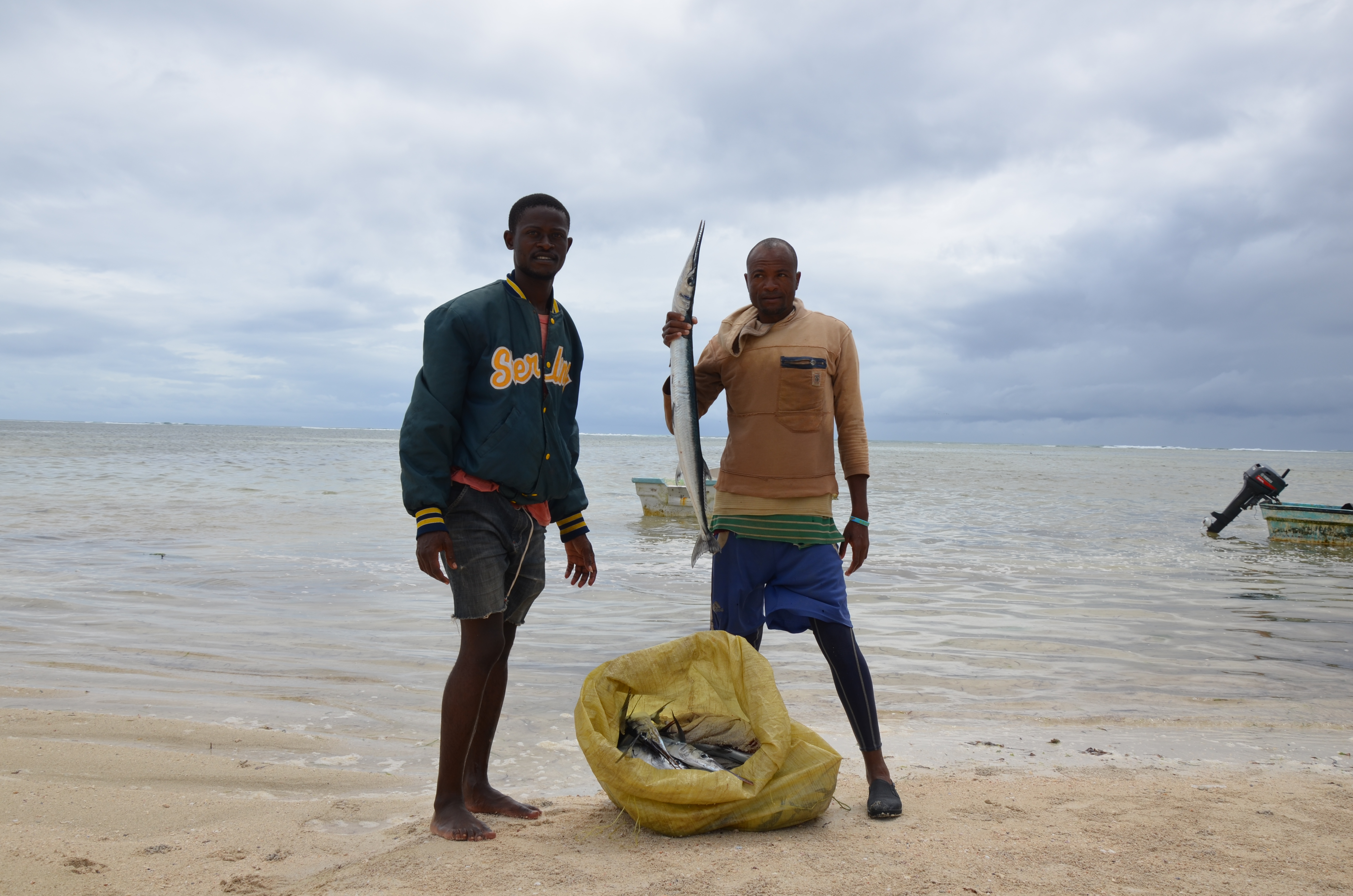 They fish every day with drift nets, in nearshore waters one hour away. He is the first in his family to venture into the fishing sector. 