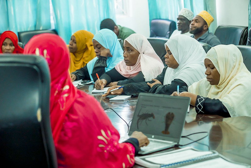 activities in Zanzibar, Tanzania, WorldFish, in collaboration with the Zanzibar government through the Ministry of Fisheries and Blue Economy, facilitated an enumerator training, which aimed at building the enumerator’s capacity to collect fisheries data for improved fisheries management.