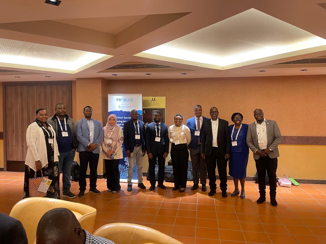 WorldFish representatives from Zambia, Kenya, Nigeria, Egypt, and Malaysia at the 2025 World Aquaculture Society Conference in Munyonyo, Uganda.