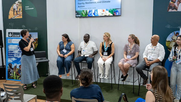 Photo: CGIAR Food & Ag Pavilion - Local and national governments, fisher organizations and research institutes share aquatic food climate solutions
