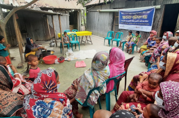Cooking demonstration for community members in Chaula village of Rangpur. Photo by WorldFish/Maherin Ahmed