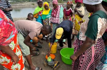 Cover photo: Farmers at the Tsunza IMTA pilot site, Kwale County participate in a hands-on training on measuring and recording length–weight data for cultured IMTA species. Photo: Esther Magondu/WorldFish. 