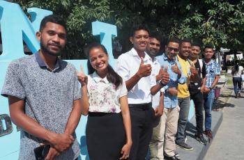 Final-year marine science students with Professor Mario Cabral at the National University of Timor-Leste. Photo by Kate Bevitt