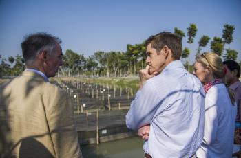 US Ambassador visits Carp Genetic Improvement Program in Bangladesh. Photo by AWM Anisuzzaman/WorldFish.