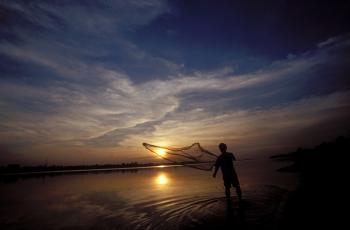 Small-scale fisheries, Cambodia. Photo by Dominyk Lever.