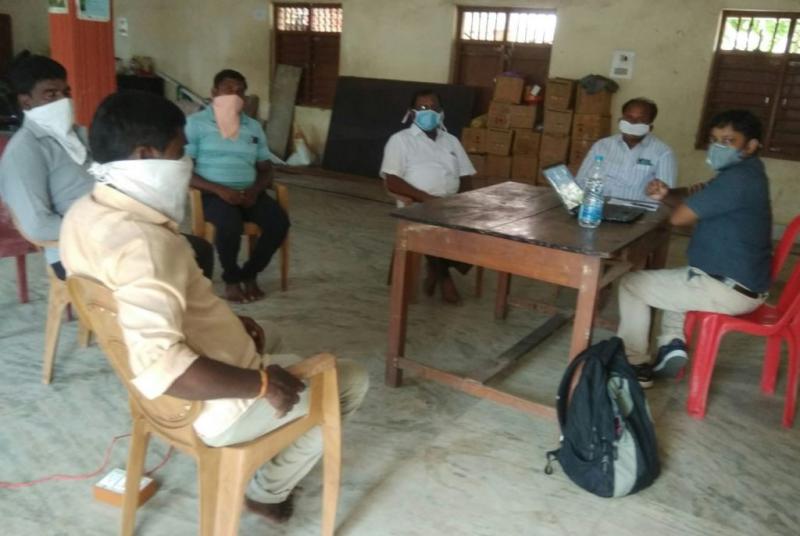 Meeting with E Appaleraju, and his community members regarding impact of COVID-19 on value chain actors at community hall, Penthakata, Puri, Odisha. Photo by Worldfish.
