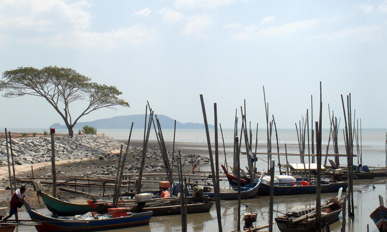 Fisheries landing site, Malaysia. Photo by Fred Weirowsky