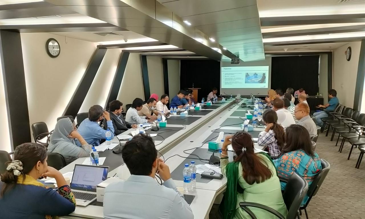 Journalists from 15 news organizations attended an interactive media session on aquatic food systems reporting organized by WorldFish and the Bangladesh Agricultural Journalists Forum. Photo by Shaikh Shahrukh Farhan