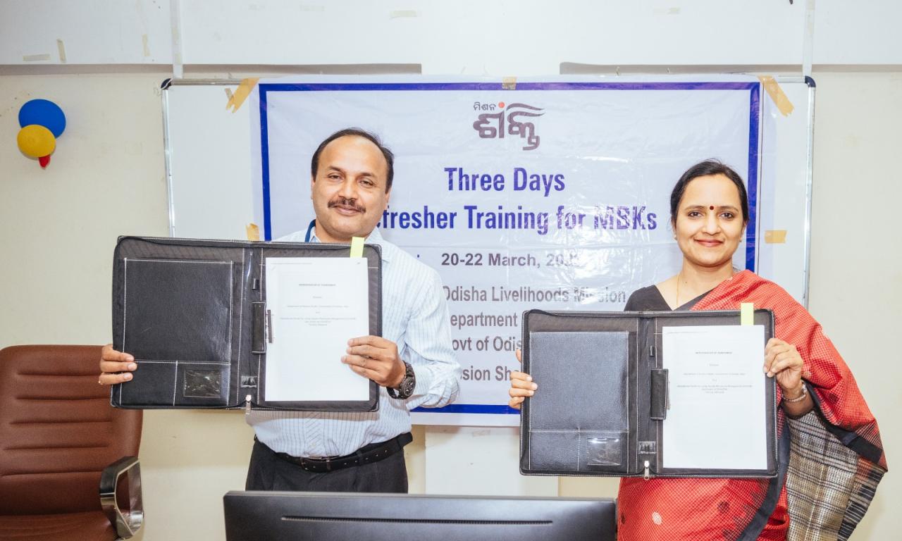 WorldFish and the Government of Odisha signed a new five-year agreement to empower women in Odisha through aquatic foods production. Photo: Department of Mission Shakti.